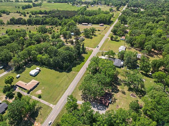 4th image of 3170 State Highway 154 W