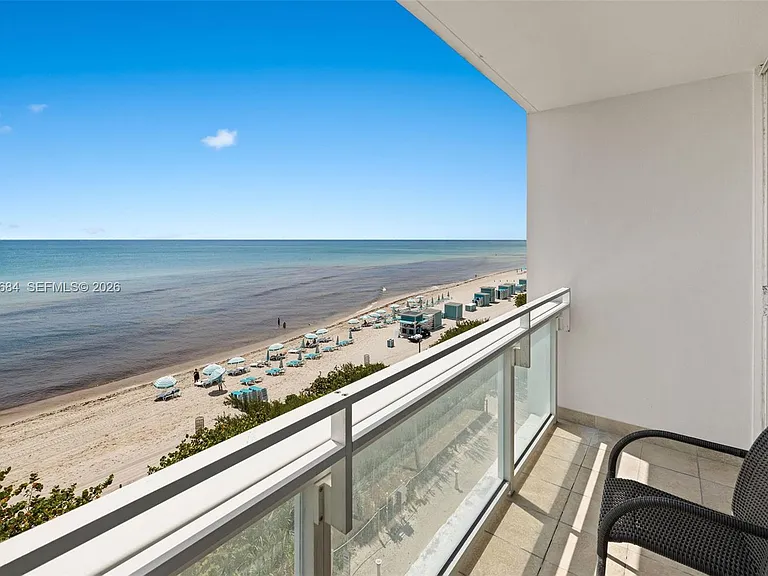 6801 Collins Ave #417 — Photo 23