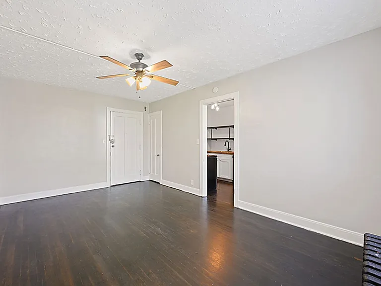 4300 Erie Ave #4 — Photo 4