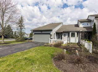 148 Summerhaven Dr S, East Syracuse, NY 13057