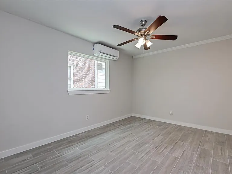 1747 Wroxton Ct #2 — Photo 13