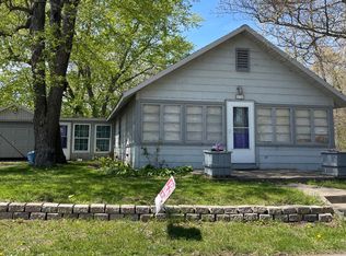 930 Lions Dr, Rome City, IN 46784