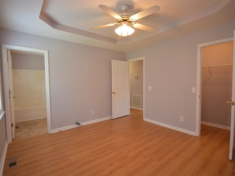 5725 Stone Crystal Dr — Photo 21