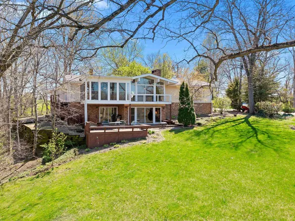 15106 E Mishi Nama Dr, Cuba, IL 61427