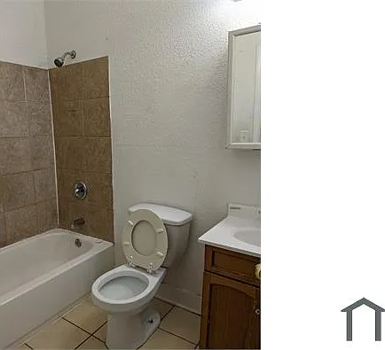 946 N Leamington Ave #2 — Photo 5