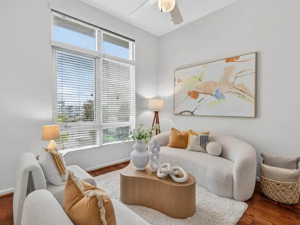 1101 S Main St APT 402, Milpitas, CA 95035