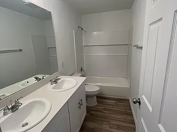 610 Grenada Lake Dr, Princeton, TX 75407
