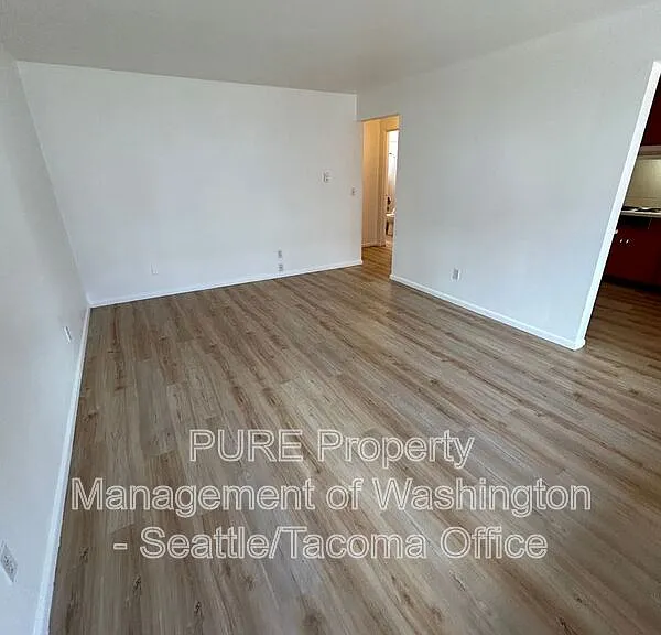 311 2nd St NE #3 — Photo 7