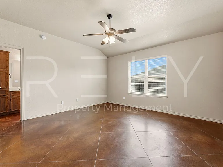 603 W Karey Dr — Photo 17