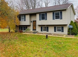 2679 Saxe Rd, Mogadore, OH 44260