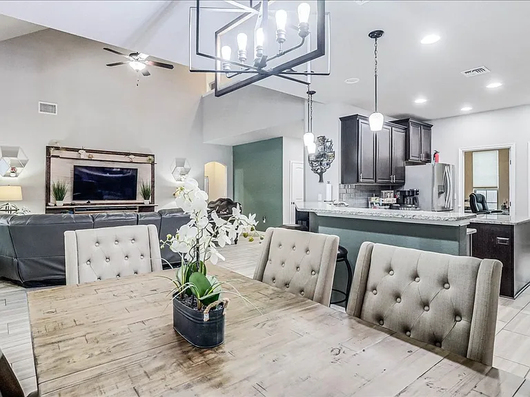 7809 Pavo Real St — Photo 23