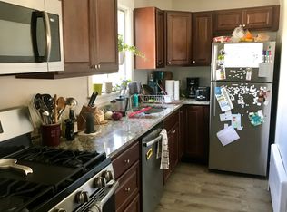 12 Quincy St #2B, Somerville, MA 02143