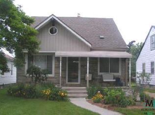 8620 Saratoga St, Oak Park, MI