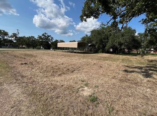 901 & 903 Parallel Rd, Somerville, TX 77879