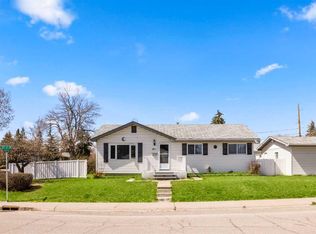 4711 E 43rd St SW, Calgary, AB T3E 3P9