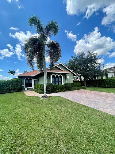 15590 Hawker Ln Photo 1