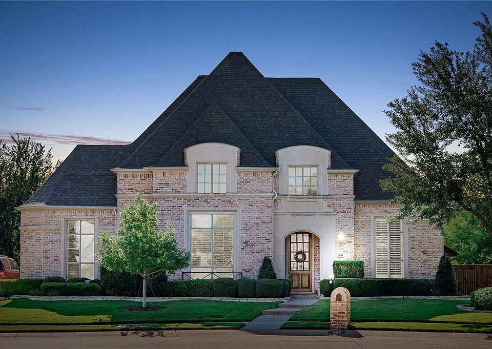 1st image of 300 Earlston Ct