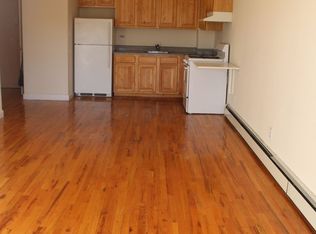 3022 32nd St APT 2B, Astoria, NY