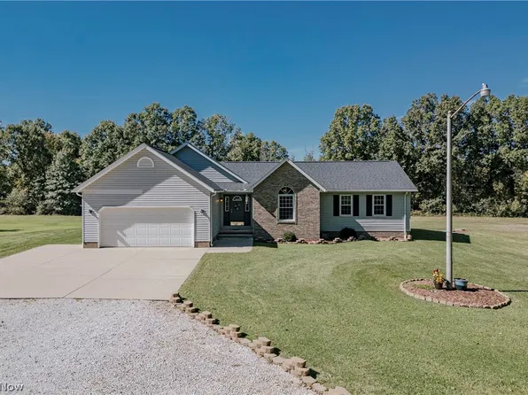15705 Lowe Rd NE, Alliance, OH 44601