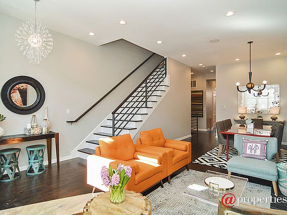 Living Room / Dining Room