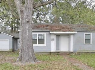 930 Epperson St, Baker, LA 70714