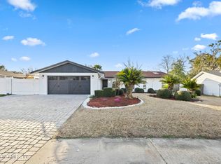 1540 Lavilla Dr N, Jacksonville, FL 32221