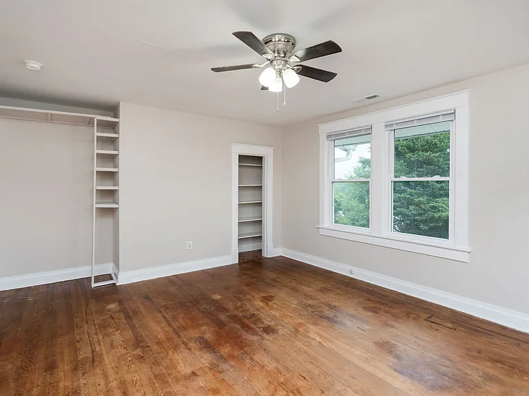 112 Biltmore St — Photo 17