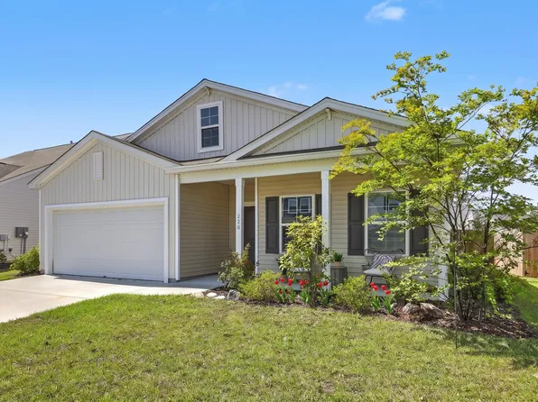 226 Clydesdale Cir, Summerville, SC 29486