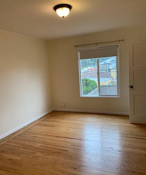 77 Fairlawn Ave — Photo 7