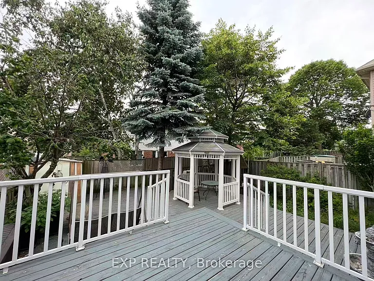 1009 Meadowridge Cres #2-B — Photo 6