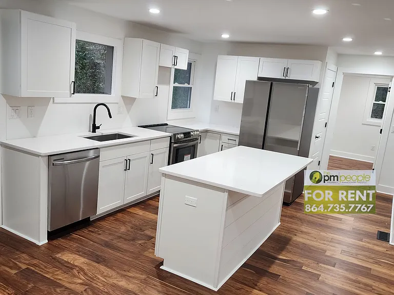 108 Saint Lo Cir — Photo 1