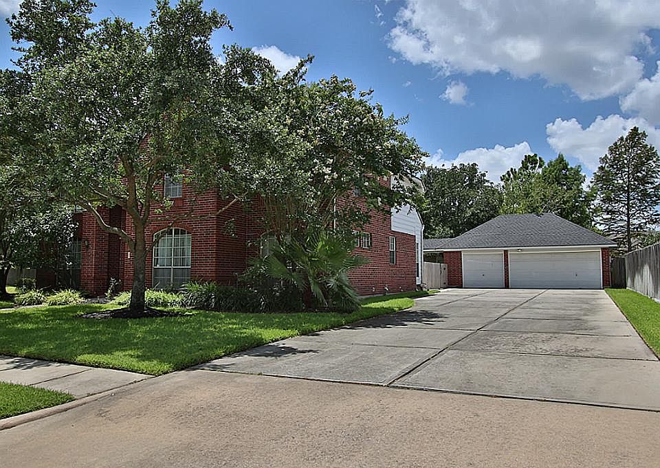 1st image of 9703 Haven Crossing Ct