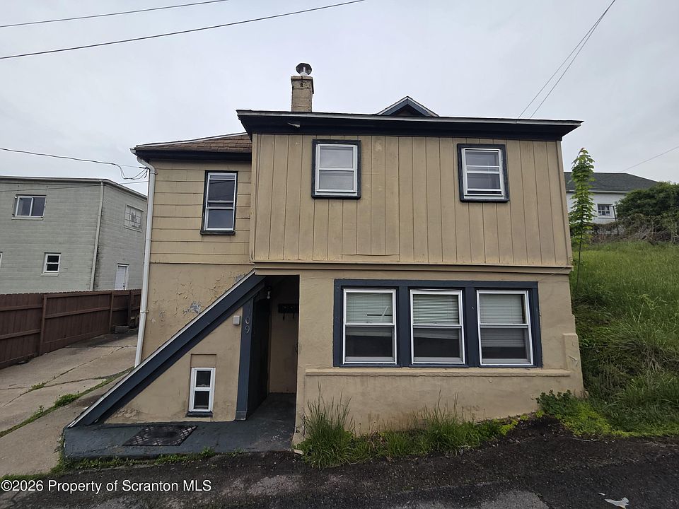 1st image of 1109 Stafford Ave