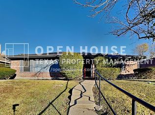 5217 Hollow Bend Ln, Garland, TX 75043