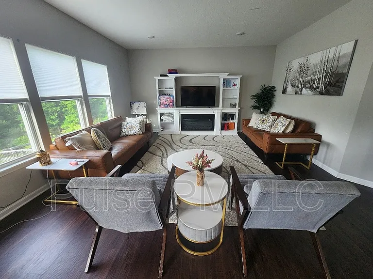 690 Hogrefe Rd — Photo 4