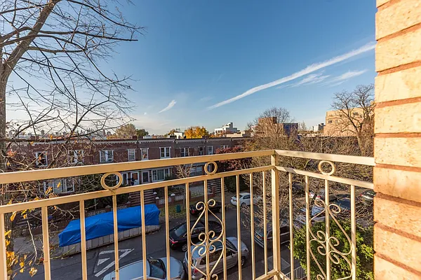 Rented by Modern Spaces | media 11