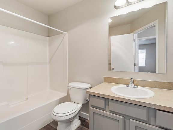 4th image of 4019 S Puget Sound Ave #4023A