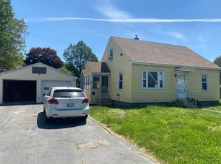 12 Liberty St, Fairfield, ME 04937