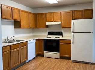 Gateway Apartments, Sioux Falls, SD 57106