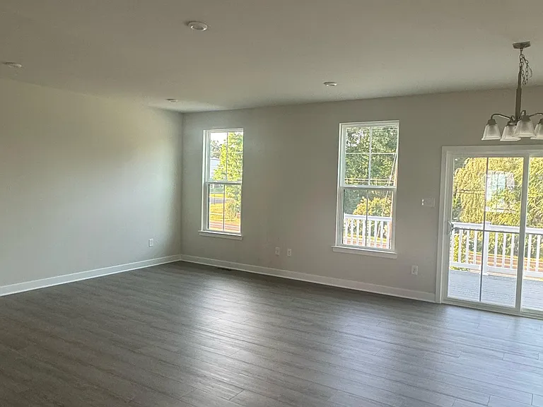 68 Rosemary Way — Photo 9