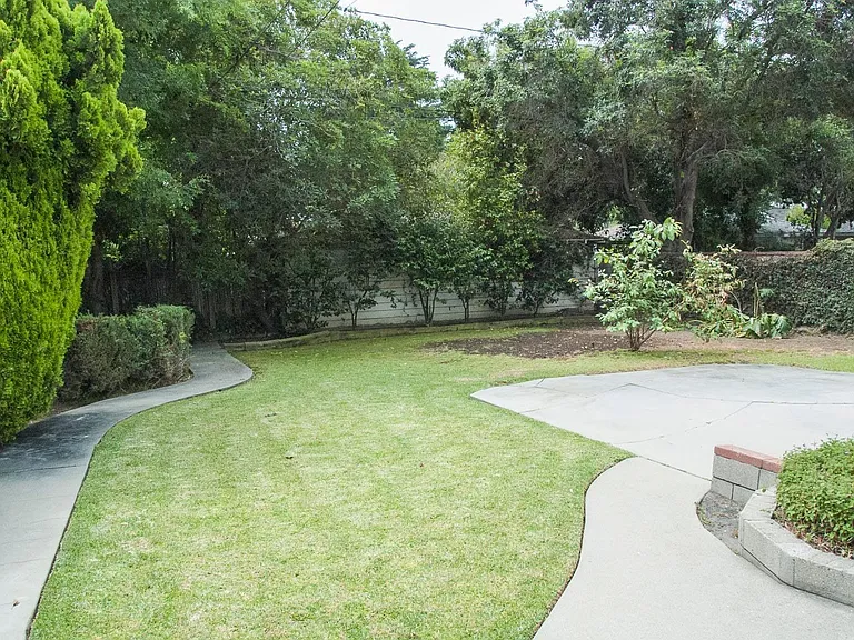 8554 Palma Vista St — Photo 17