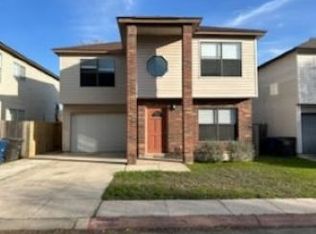 9310 Mountain Field Dr, San Antonio, TX 78240