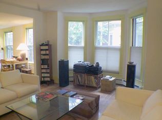 345 Broadway #1, Cambridge, MA 02139