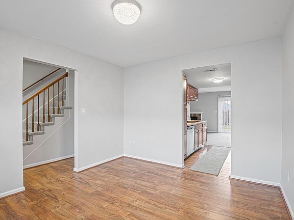 5th image of 1957 Darnell Dr #1