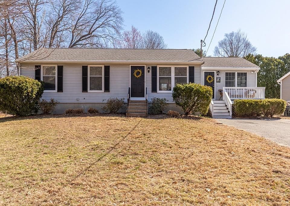 1st image of 29 Longfellow Dr