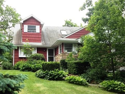1st image of 19436 Dunton Ave