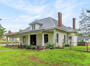 315 Gaines St, Sparta, TN 38583