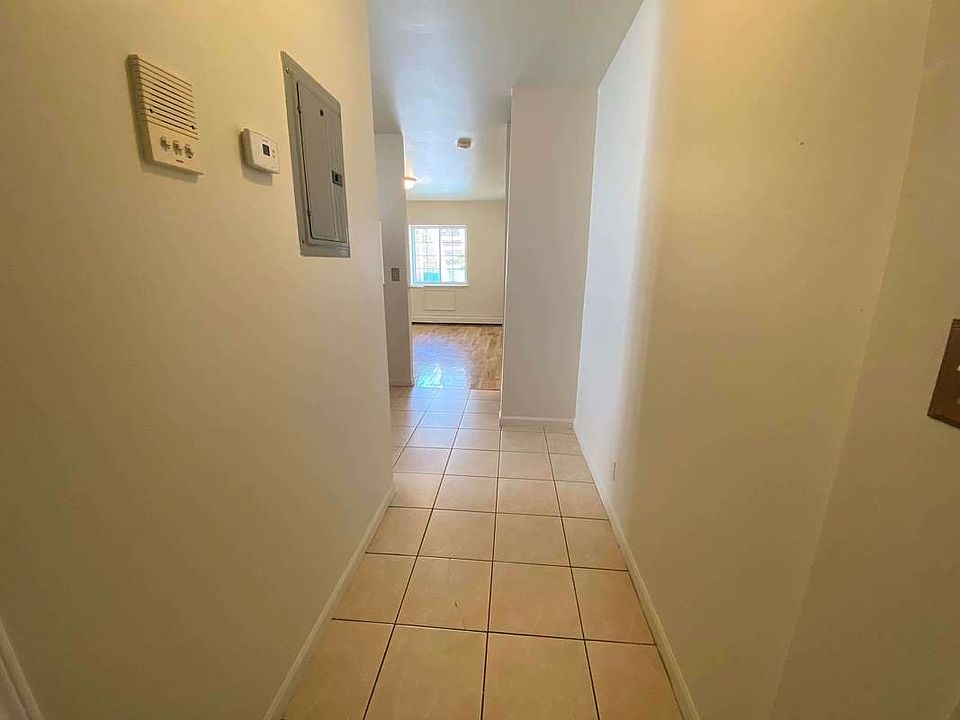 1st image of 34-51 10th St #F1