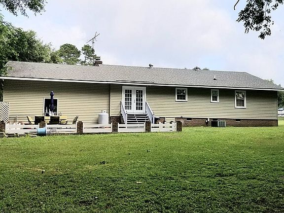 Huge fenced in back yard