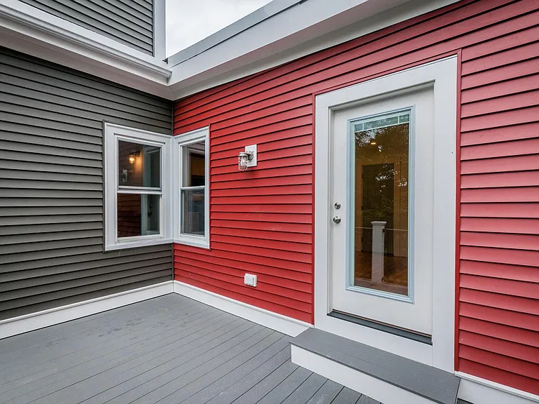 35 Woodman St #2 — Photo 9